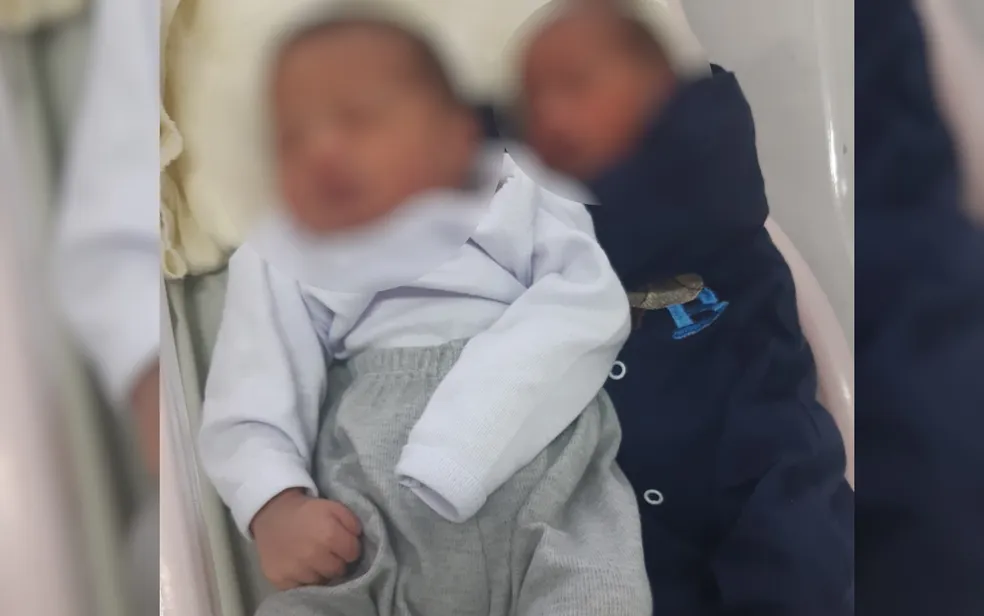 19-Year-Old Gives Birth to Twins with Different Fathers: How Is This Possible?