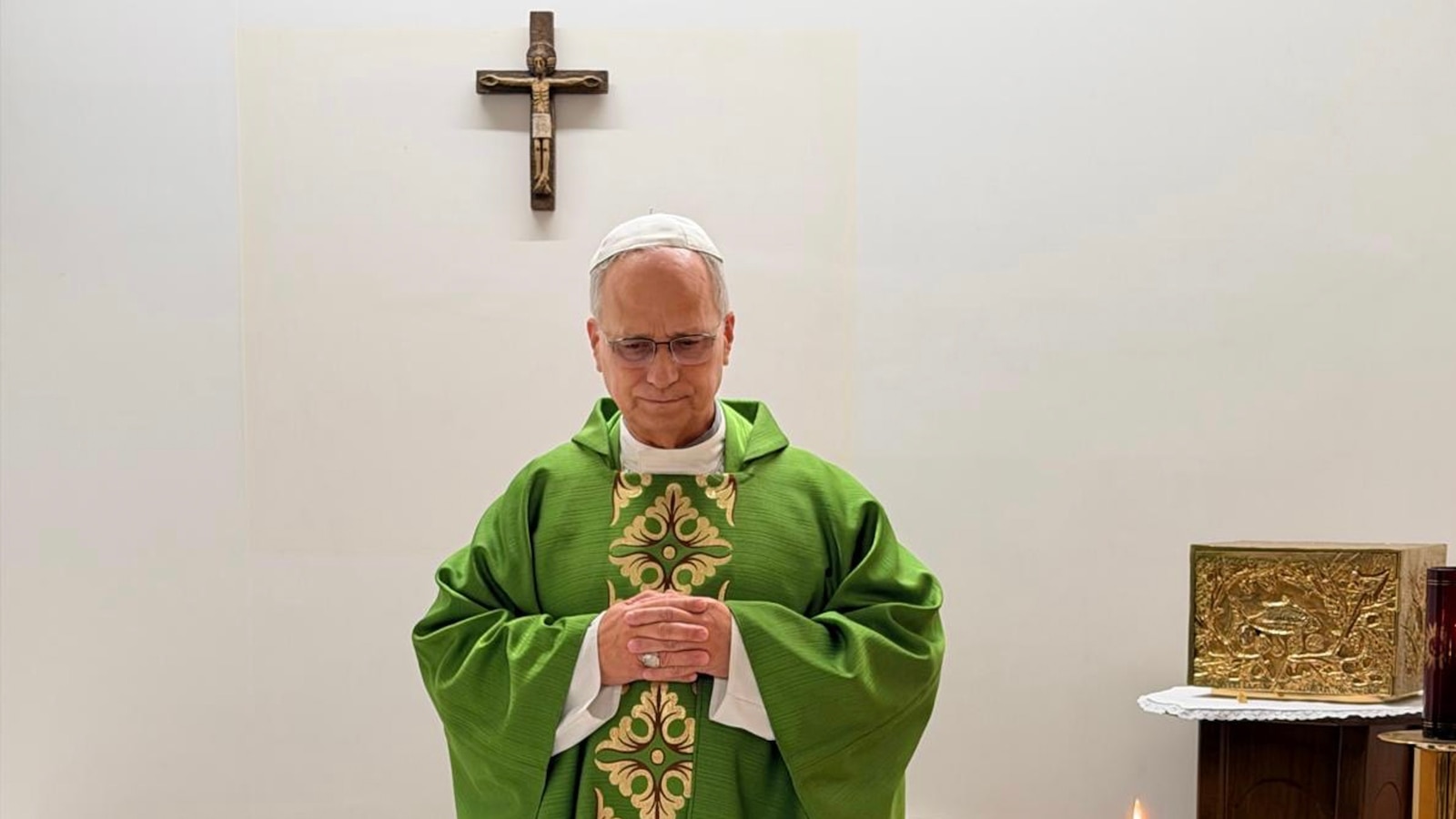 Pope Leo's Unexpected Public Appearance Sparks Concerns