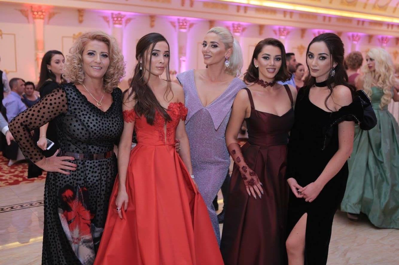 Erza Dana Stuns with Rare Motherly Appearance: What's Captivating Everyone?