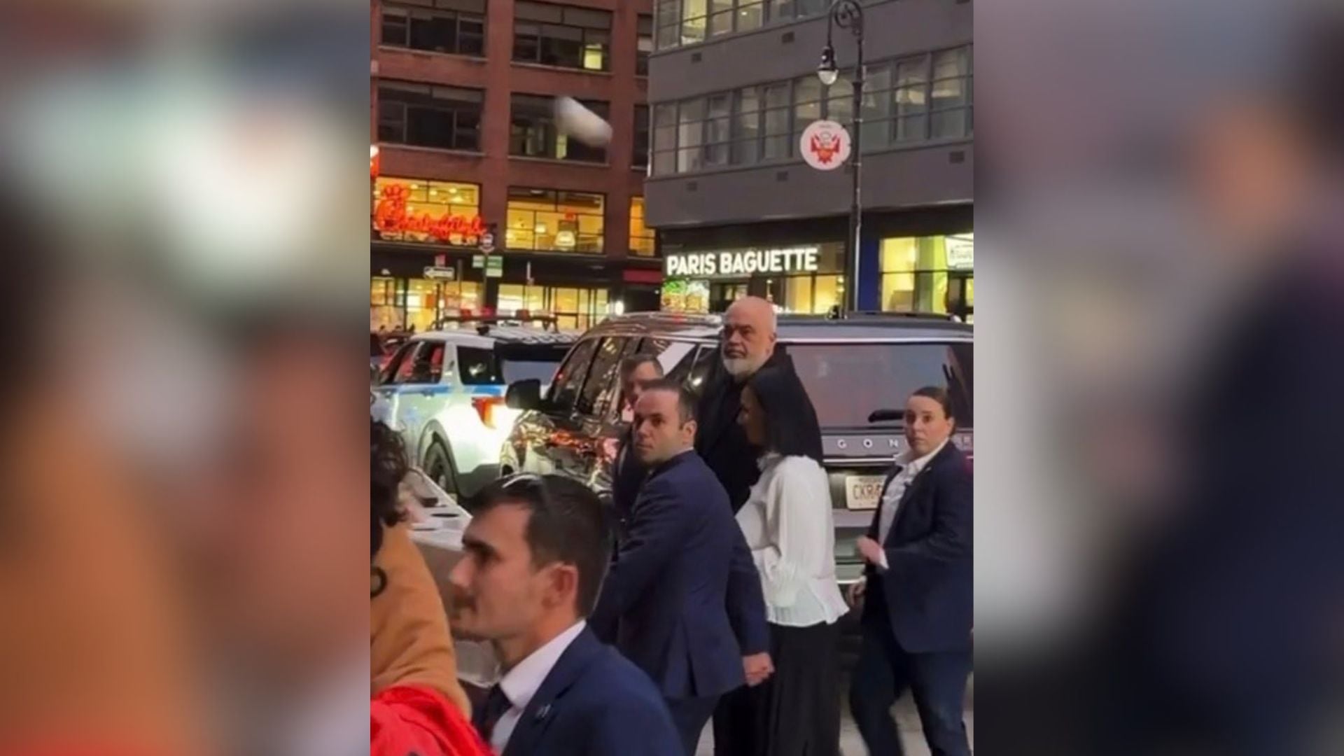 Egg Attack in New York: The Surprising Detail About Rama's Reaction