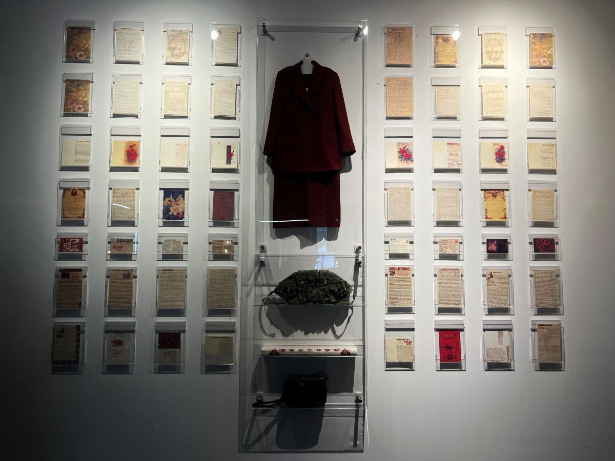The Letters of Two Heroes: Unveiling the Untold Story