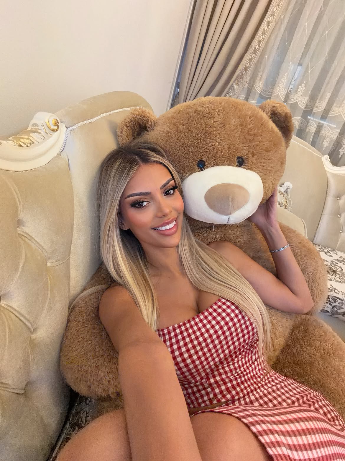 Brikena and the Bear: What Did Mateo's Gift Reveal?