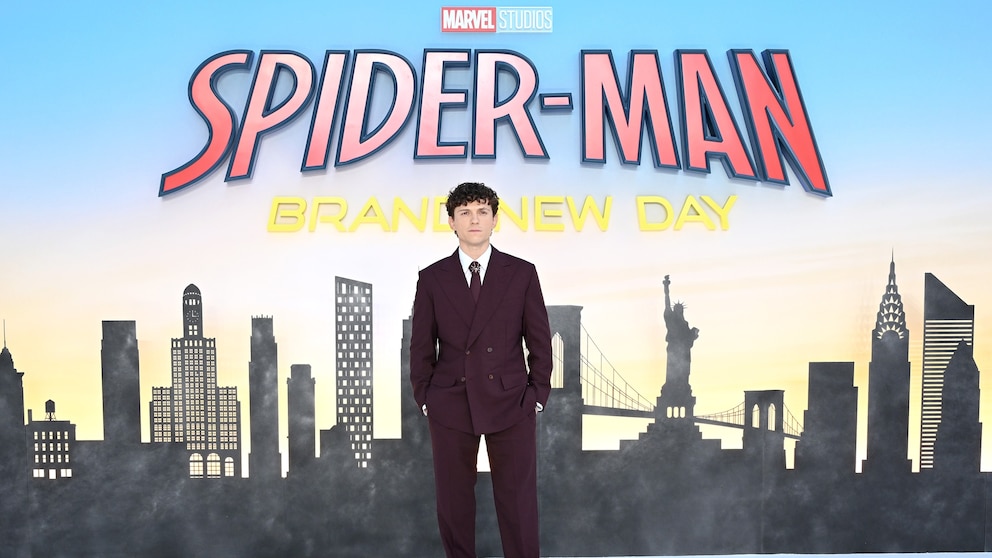 Spider-Man's Astonishing Triumph: What Made Its Debut Unstoppable?