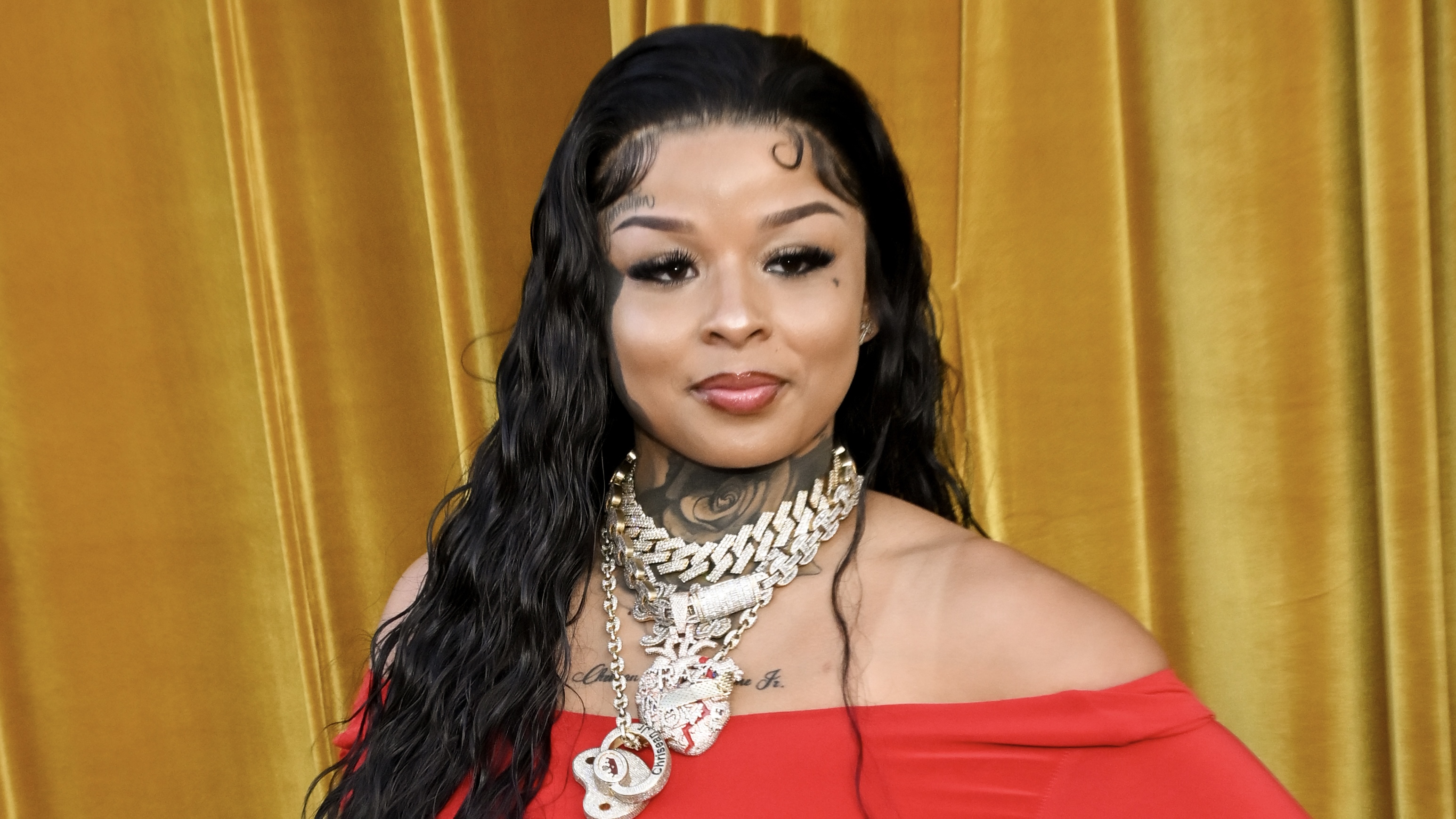 Watch Chrisean Rock Unleash Her Boxing Skills - Internet Buzz Ensues!