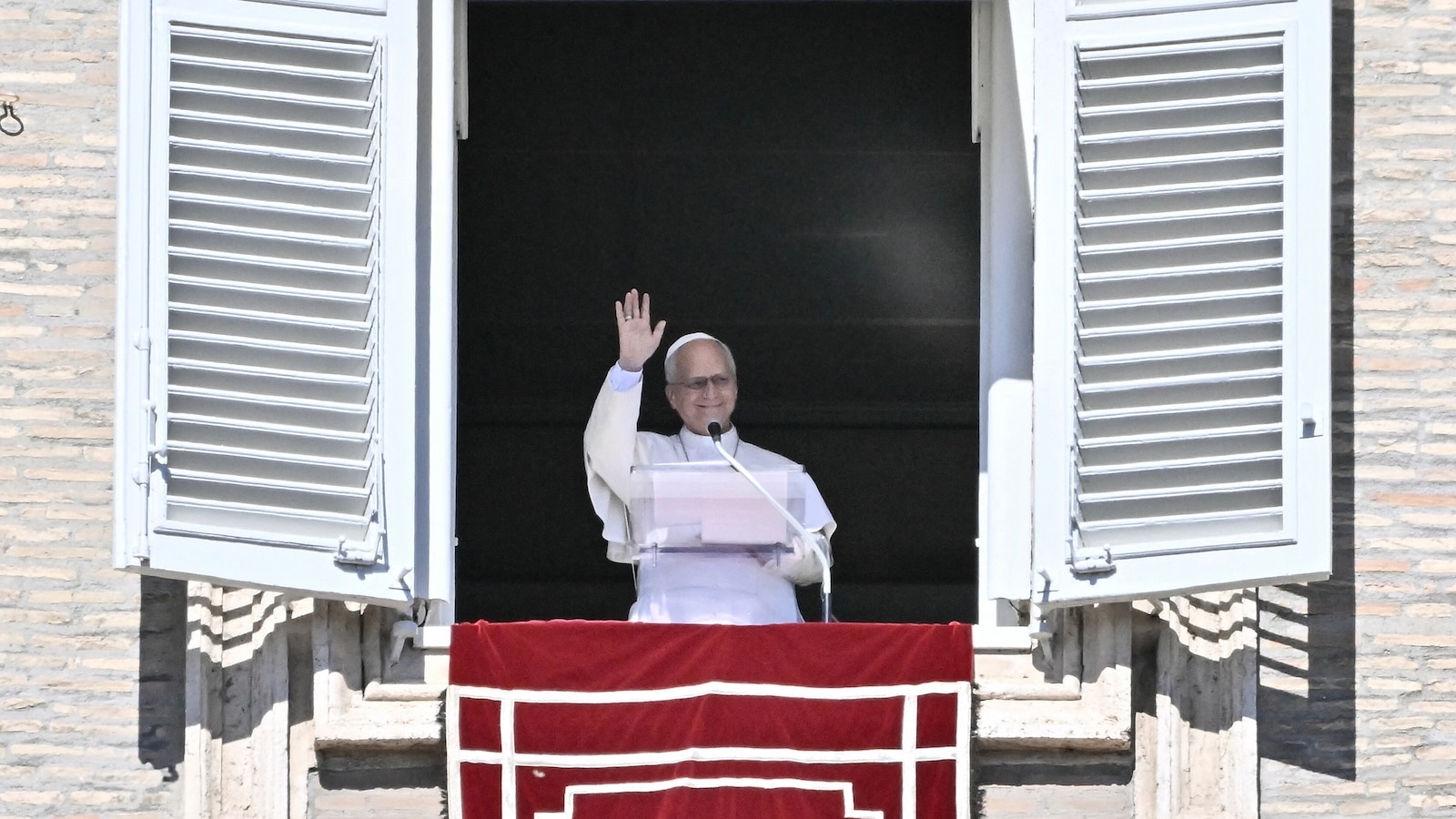 Pope Leo's Unexpected Surgery: What Doctors Discovered