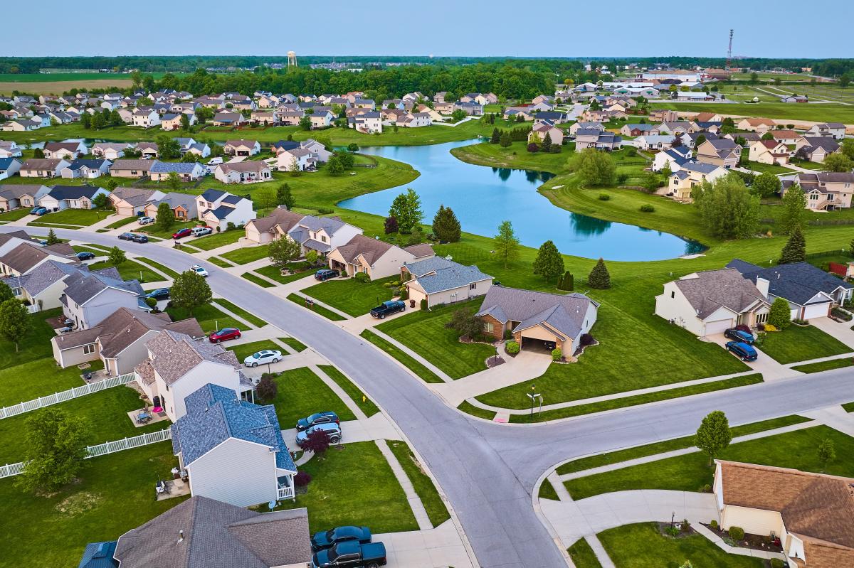 HOAs Crack Down: Why More Homeowners Face Sudden Foreclosures