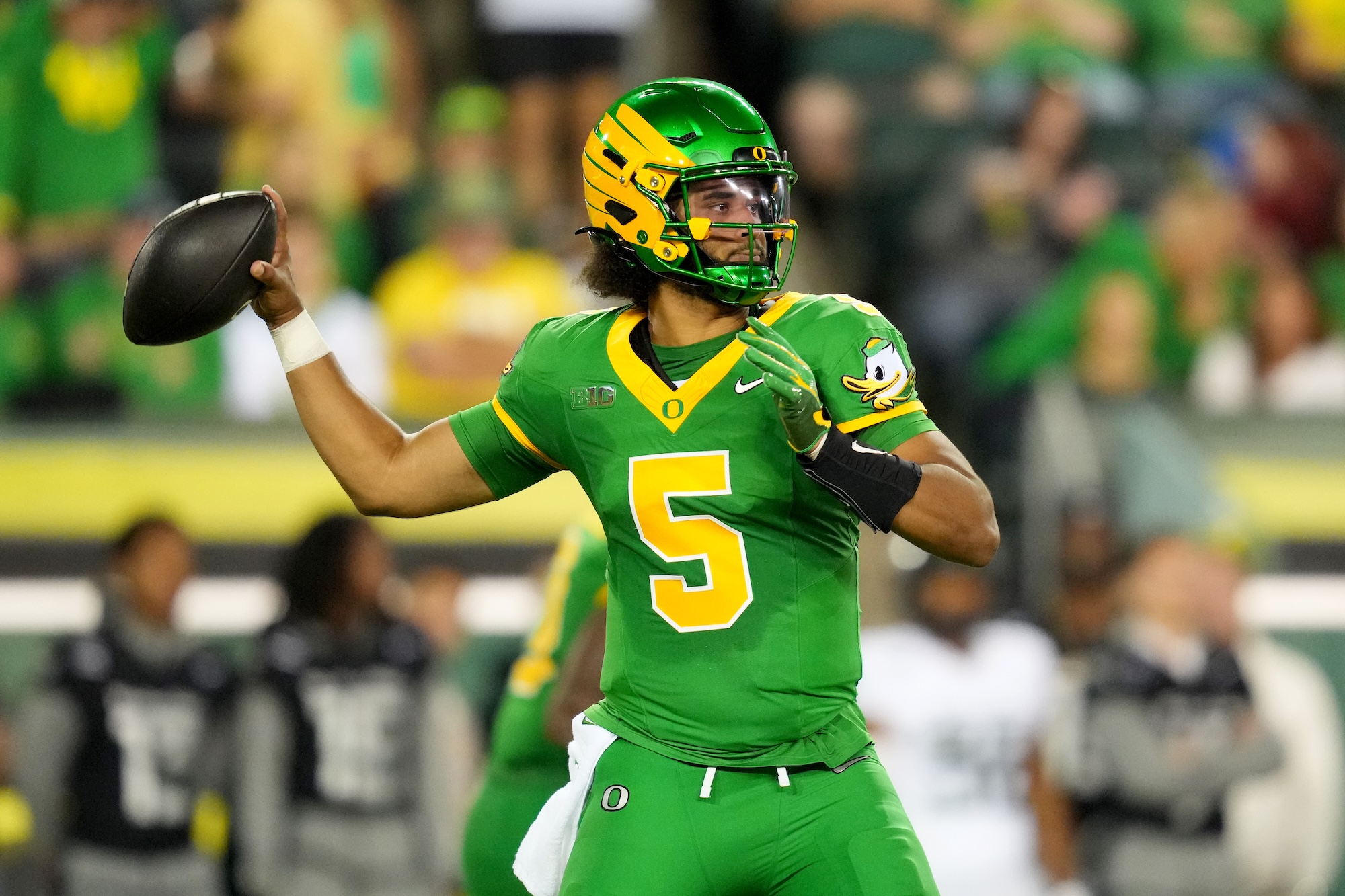 Oregon's Quarterback Dante Moore's Shocking Injury Sparks Outrage