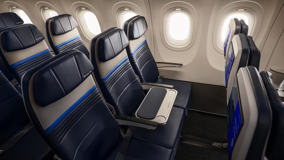 United's Bold Move: The Middle Seat Revolution Everyone's Talking About