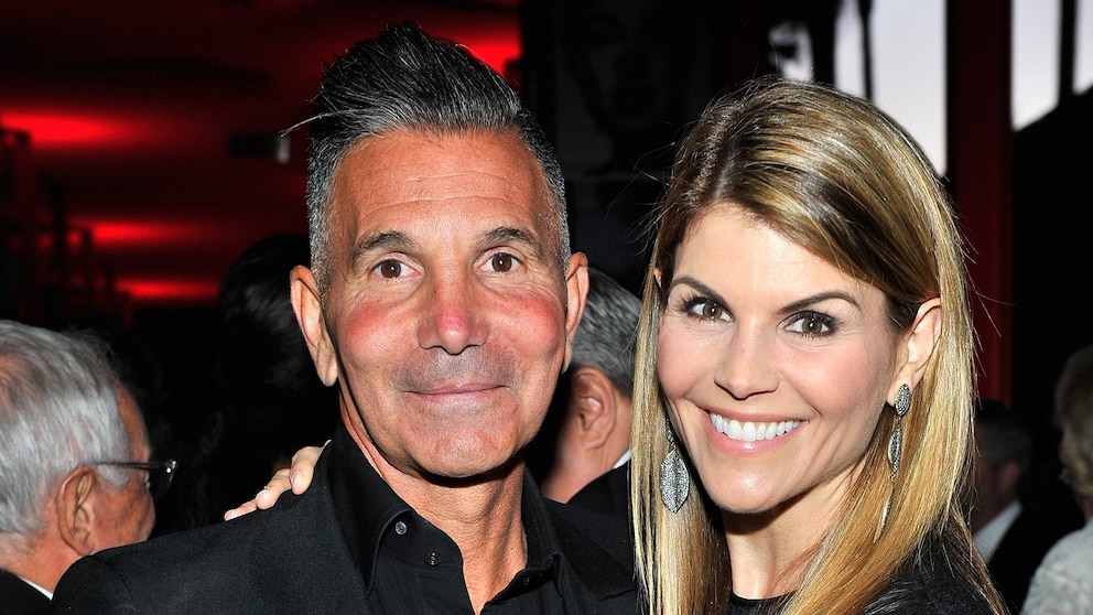 Lori Loughlin's Surprising Divorce Move: What Changed After 27 Years?